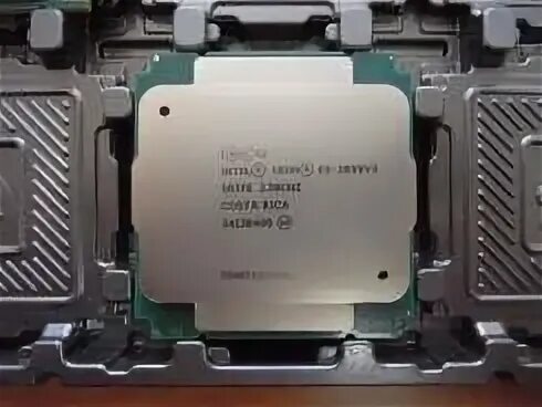 E5 4667v4. Xeon e5 2698 v3. Intel e5-2696 v3. Intel Xeon e5 2696 v3. Процессор Intel Xeon e5-2698v3.