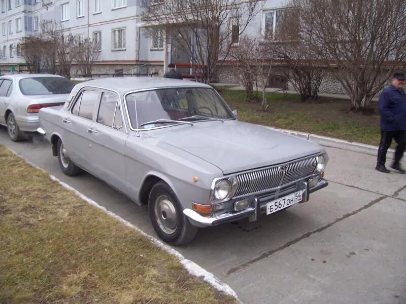 Машина газ авито. ГАЗ 24 511. ГАЗ 24 бежевая. ГАЗ 24 Cragar 330. Волга 1980.