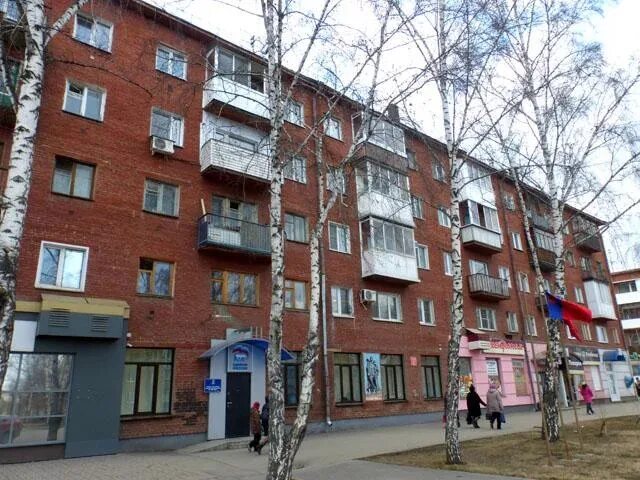 URGENTLY SELL 2-bedroom sqru on Proletarskaya,28!CENTER ! Total area of 43 sq.m.
