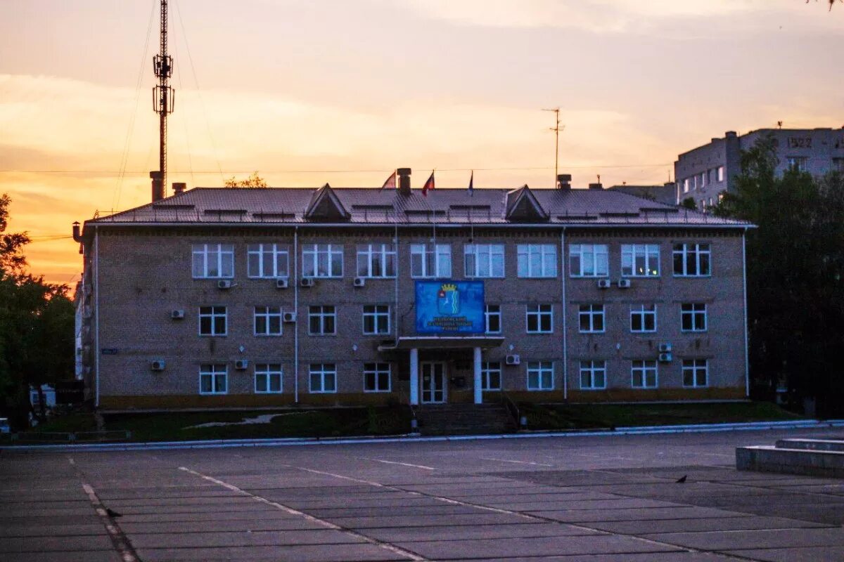 Банки г чайковского. Отель чайковский чайковский ресторан. Город чайковский чайковский краеведческий музей. Набережная чайковский. Город чайковский картинная галерея.