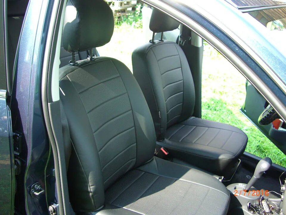 Чехлы автопилот гольф 4. Натяжка чехлов из экокожи. Авточехлы опель мокка. Рязани купить чехлы из эко кожи для опель мокка 12 года. Как натянуть чехлы на сиденья автомобиля солярис.