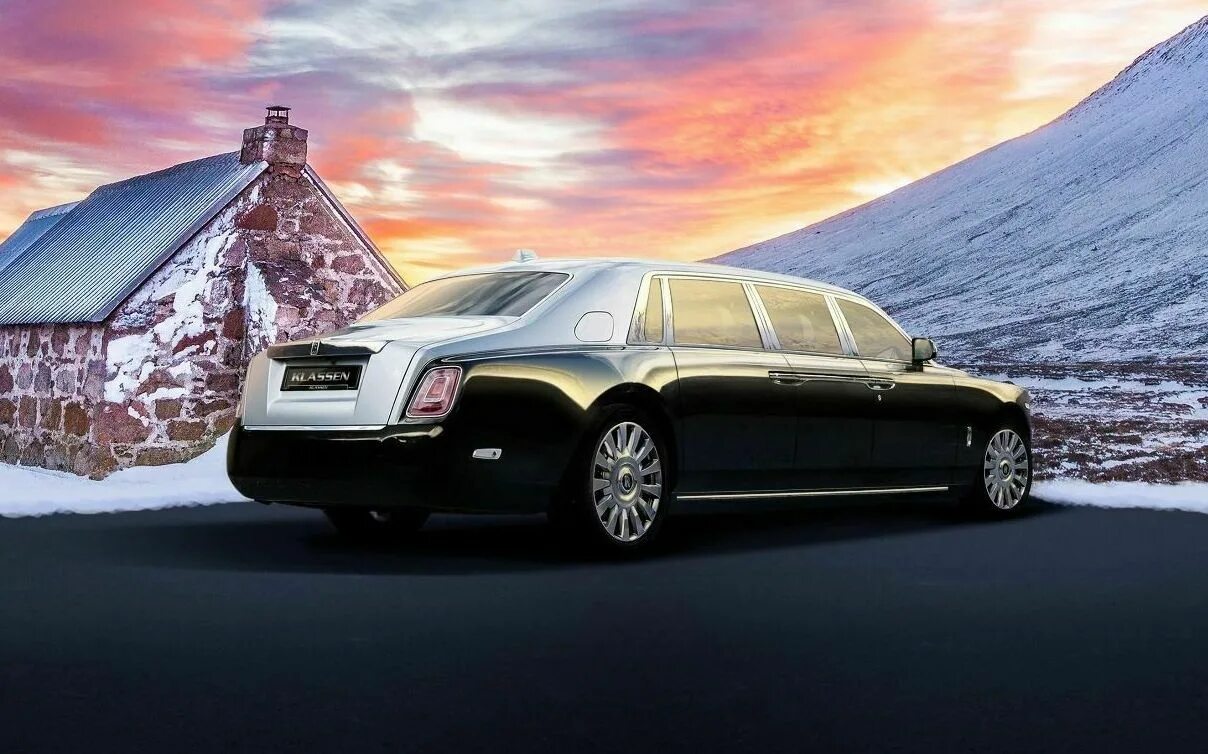 Rolls royce лимузин. Rolls royce phantom limo. rolls royce phantom лимузин. rolls royce phantom 2025 лимузин. rolls royce пульман.