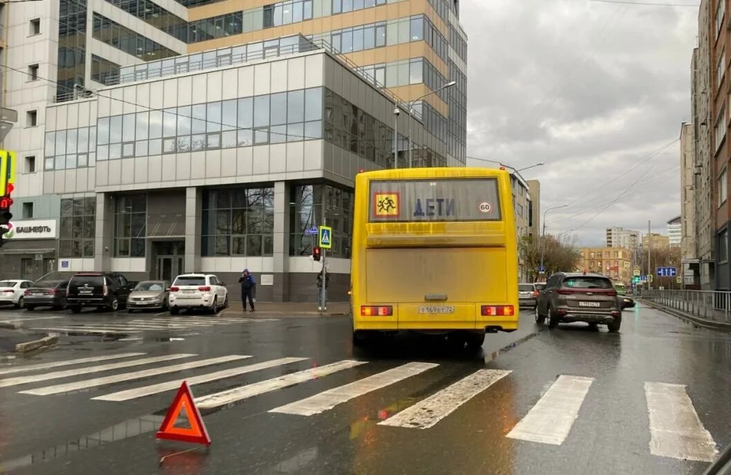 Проезд в автобусе тюмень 2025. Тюменский автобус. 24 автобус. 24 маршрутка тюмень.