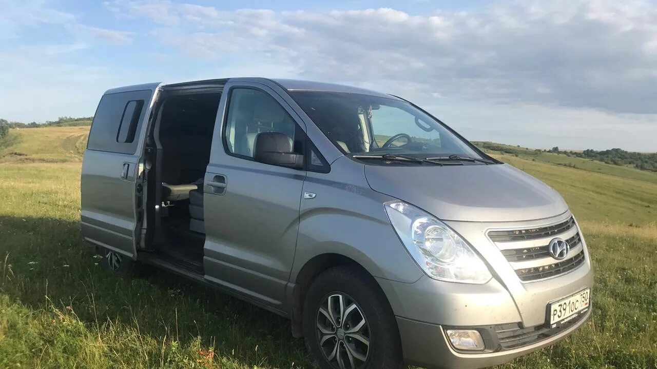 Куплю хундай гранд старекс. Hyundai Grand Starex 4wd. Hyundai Старекс 4х4. Гранд Старекс 4вд. Хендай Гранд Старекс 4x4.