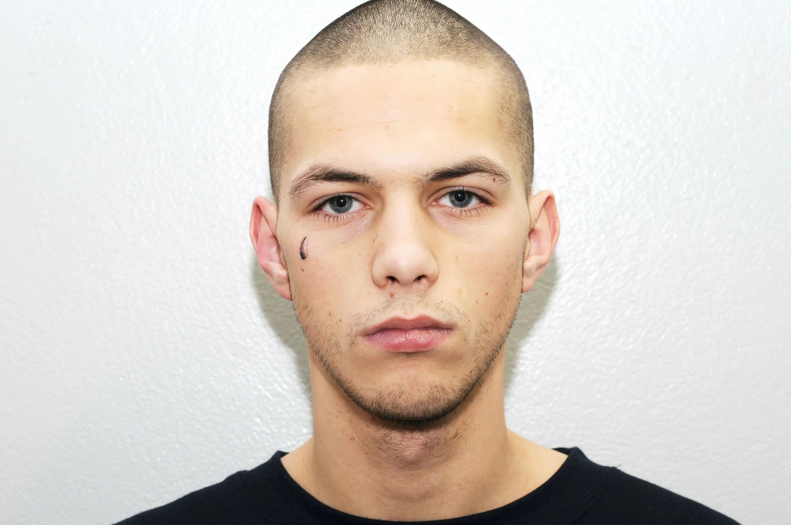 тату слеза под глазом. тату на лице маленькие. мишин семен михайлович. тату на лице маленькие. джастин бибер магшот.