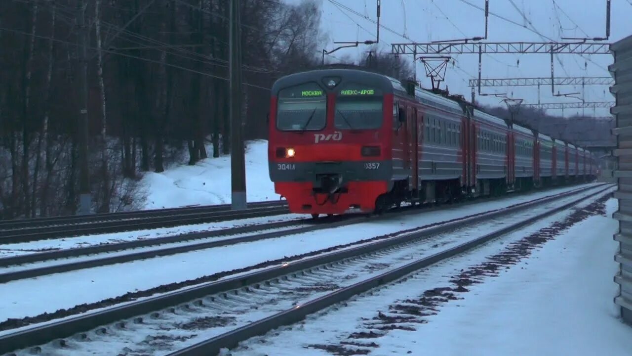 Электрички бужаниново александров. Эд4м 0357. Эд4м Ярославское направление. Перегон Яуза-Северянин. Электричка Северянин Валентиновке Москва.