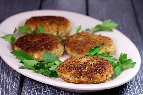 Говяжьи котлеты с капустой