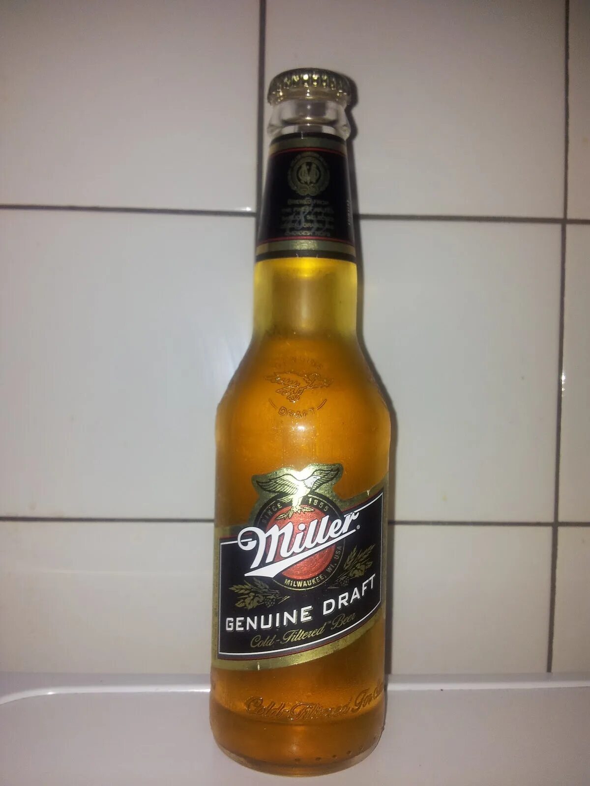 Пиво Miller 330 ml. Старый Миллер пиво. Миллер пиво коробка. Пиво Миллер корона. Миллер стар