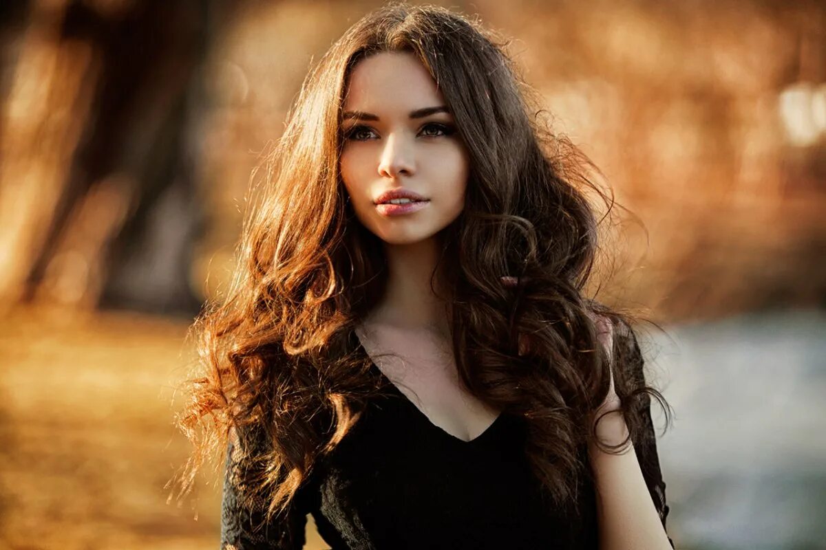 Красивые шатенки. Девушка шатенка. Sophie martin kuhn. Шатены девушки. Шатенка с карими глазами.