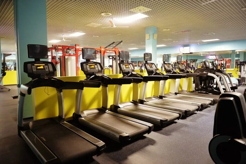 Фитнес зал арена норильск. X fit логотип png. Тренажерный зал арена норильск. X fit кораблестроителей 32. Xfit юрга.