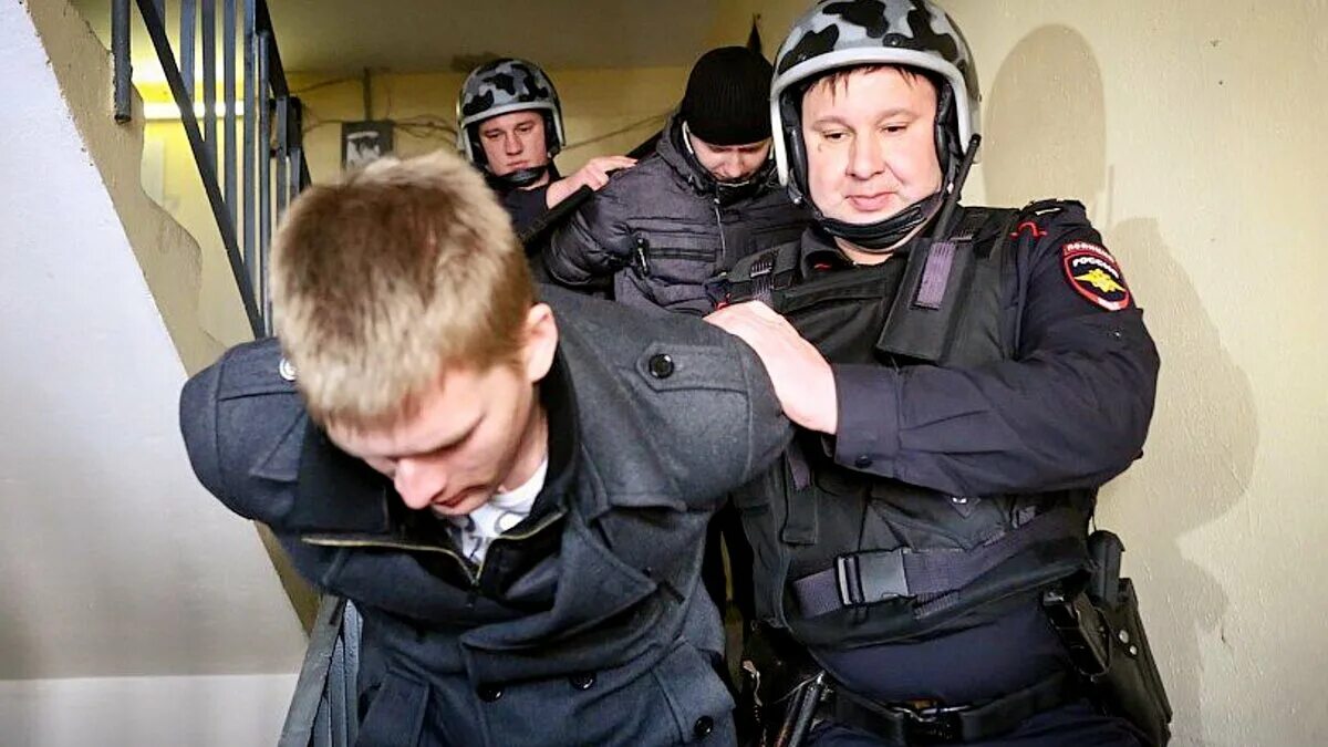 Допрос досмотр