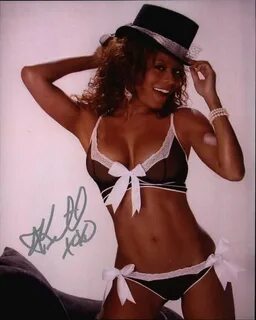 Paula marshall bikini.
