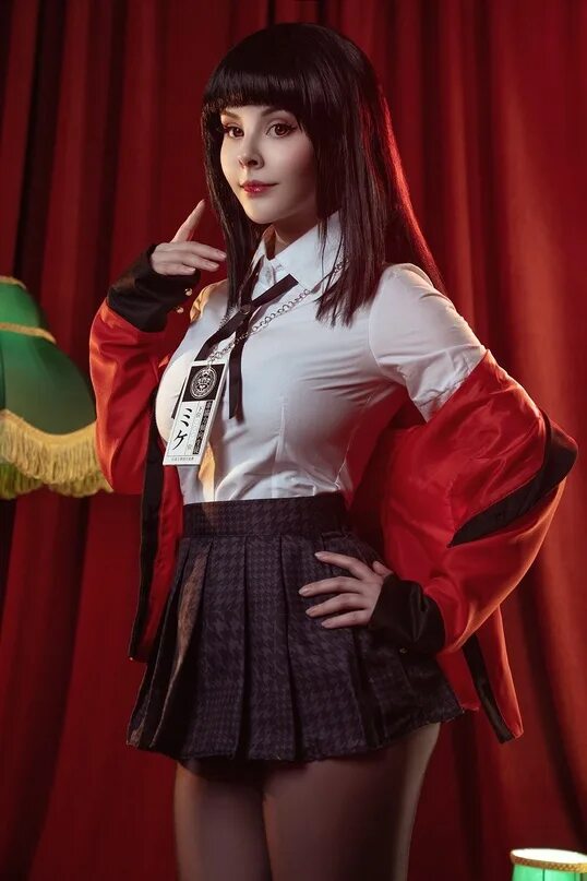 Хелли валентайн трисс. Хели валентайн. Косплеер helly valentine. Helly valentine цири. Disharmonica рафталия.