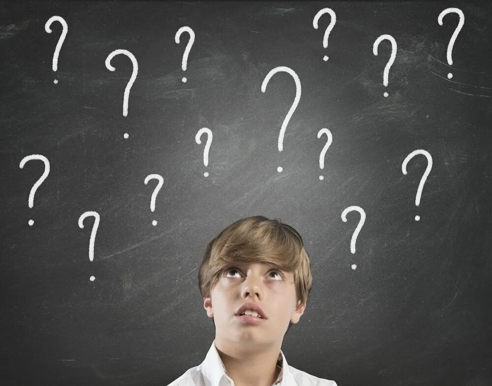 Про уверенность в тебе. Неуверенность. Человек выбирает. Неуверенность в будущее. Девушка в замешательстве.