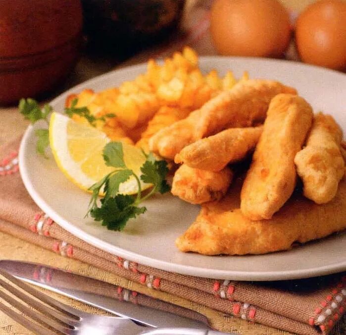 рыба, жаренная в жире (во фритюре). рыба во фритюре. рыба в кляре во фритюре. рыба жареная во фритюре. рыба жаренная во фритюре.