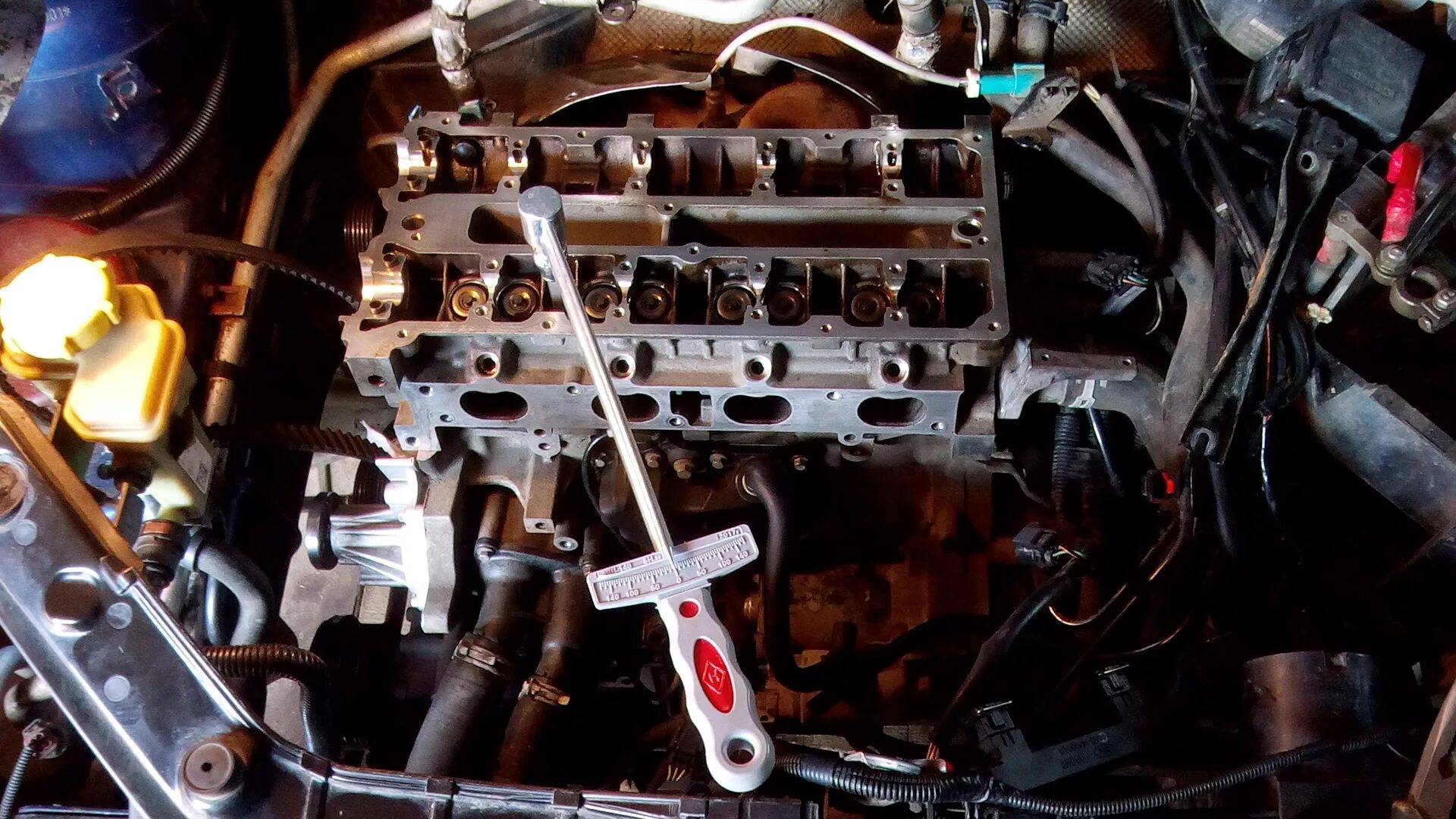 Двигатель zetec 2. 4. Гбц форд фокус 2 1. Гбц ford fusion 1. 6.