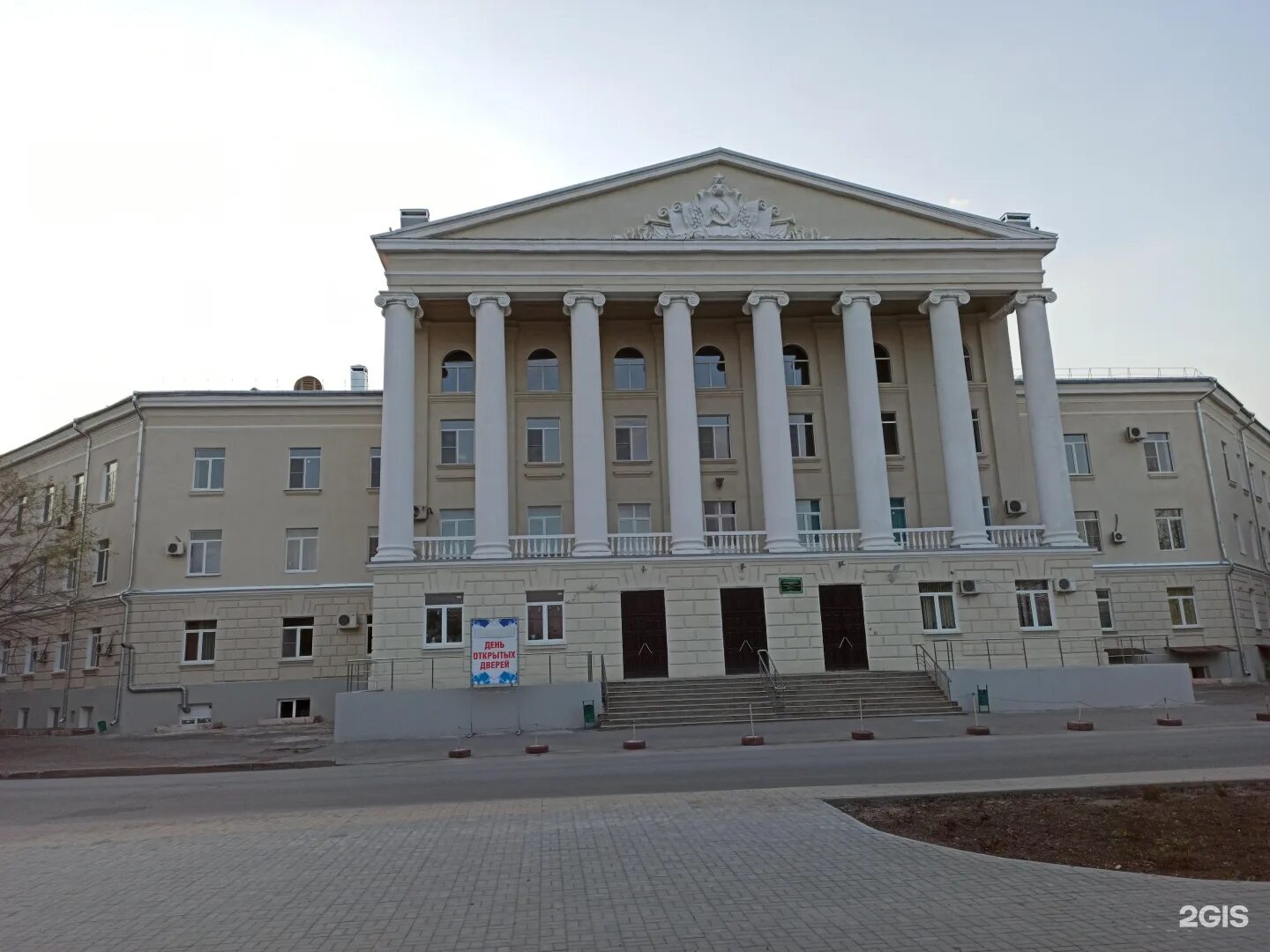 Панорама: Волжский политехнический техникум, техникум, ул. Машиностроителей, 10,