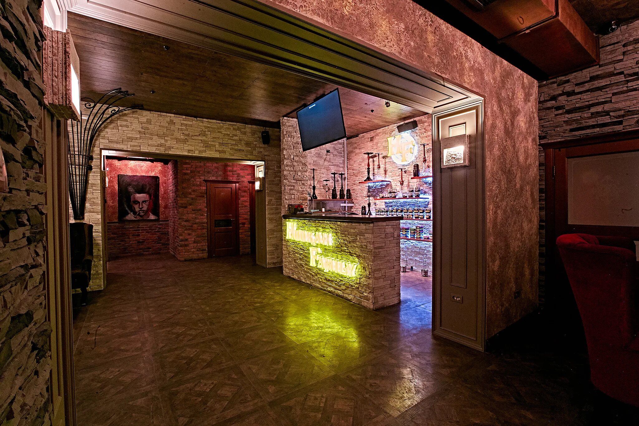 кальянная фэмили на дзержинского. хукан брянск. ул дуки 60 брянск. брянская область, брянск, красноармейская ул. неон кальянная брянск.