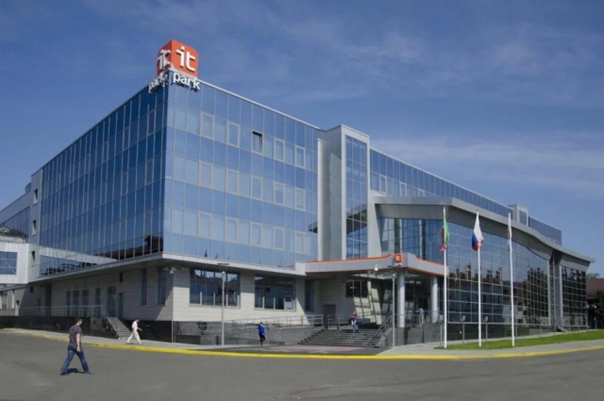 Туристский информационный центр казань. Иц казани. Казань баумана кремлевская. Улица баумана казань. Национальный музей казань.