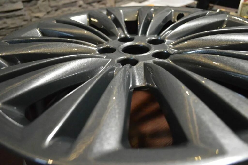 диски форд р17 крашенные. оригинальные диски ровер 75. диски ягуар r19. R19 aleutian jaguar. литые диски дизайнерские.