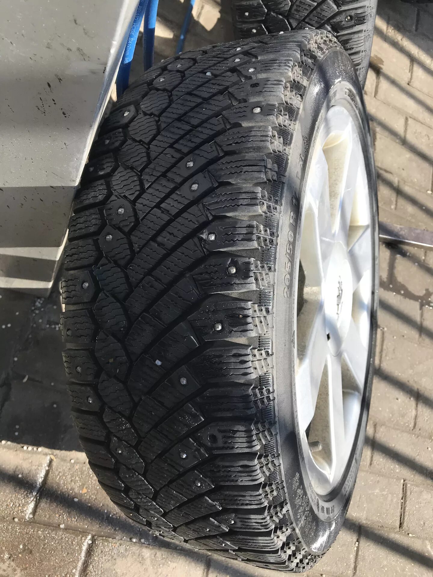 Кама-515 215/65 r16. Mazzini giant savver lt215/75/15. 215 75 r15 шипованная at для замбони. Нива шевролена зимней шыпованой резине 215 75 15. Резина зимняя шипованная 15 шевроле нива.