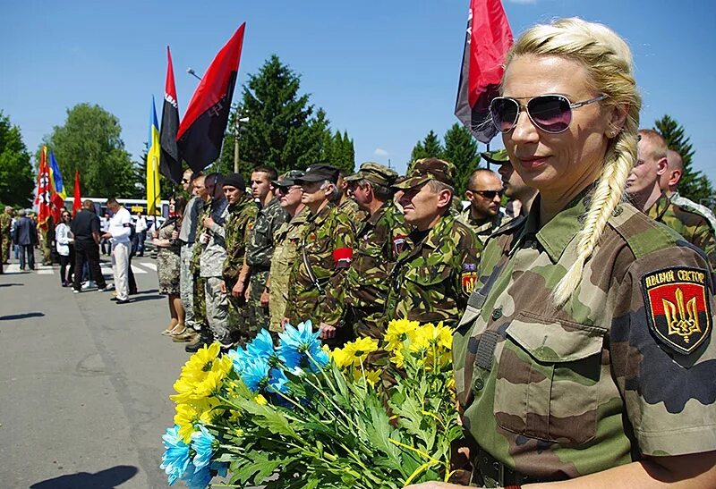 Александр музычко в чечне. Александр иванович музычко в молодости. Сашко билый в чечне. Сашко билый александр музычко. Сашка билого.