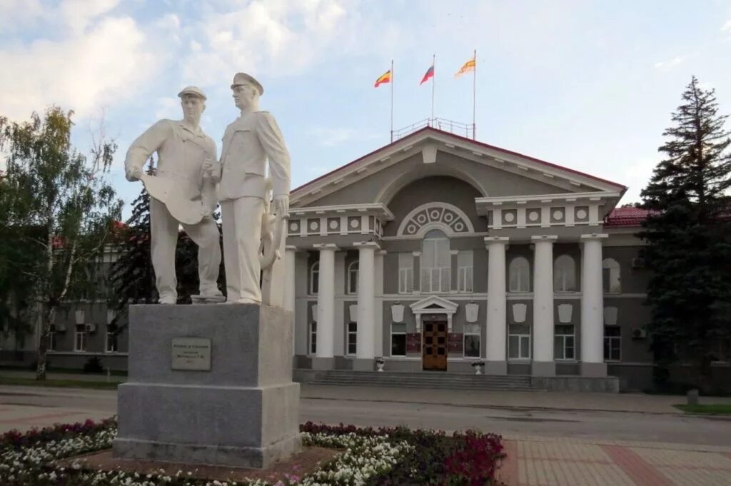 Куда можно сходить в волгодонске. Памятники города волгодонска. Примечательности г. Мирный атом волгодонск рисунок. Волгодонск ростовская область.