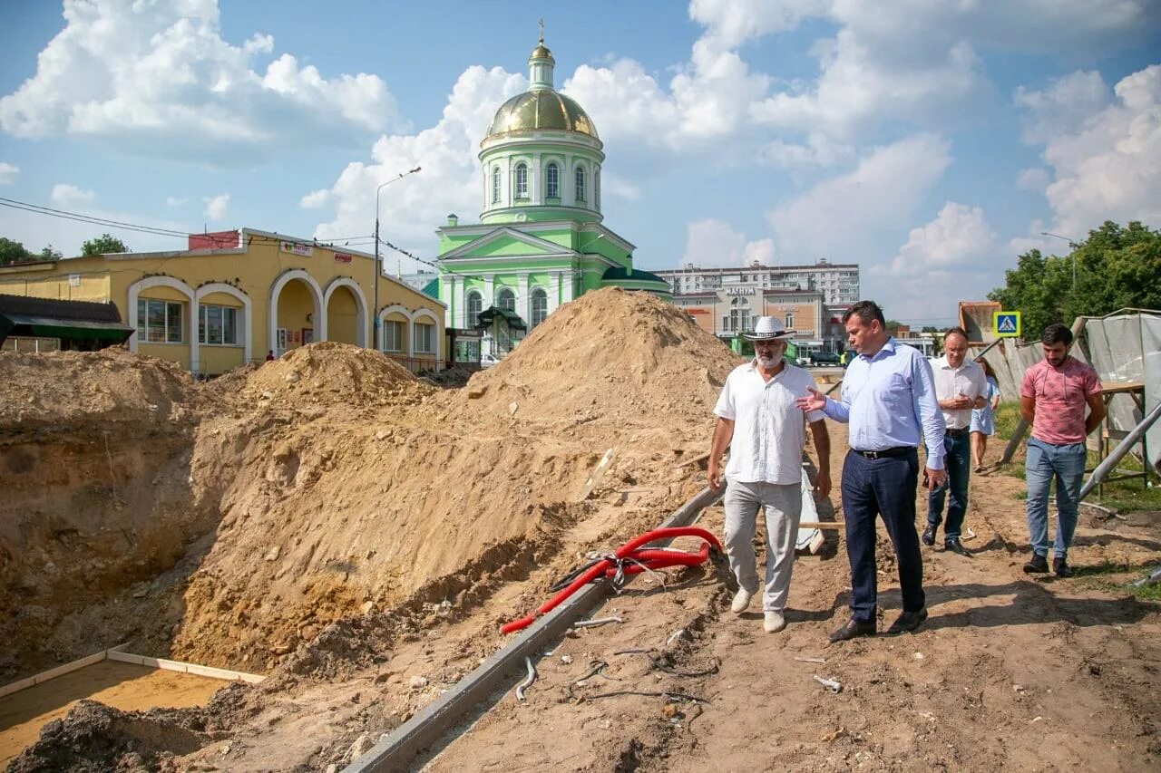 Свежие вакансии в озерах. Сквер Арбат Коломна. Сквер Арбат Озеры. Город озёры Московская область. Благоустройство Коломны в 2022 году.