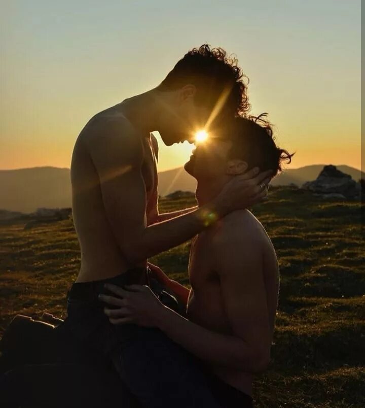 Pin on Kiss Love