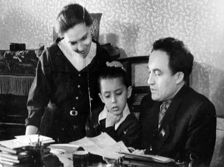 первая учительница п хузангая. хузангай петр петрович (1907–1970). атнер петрович хузангай. хузангай (педер хузангай) петр петрович. атнер петрович хузангай.