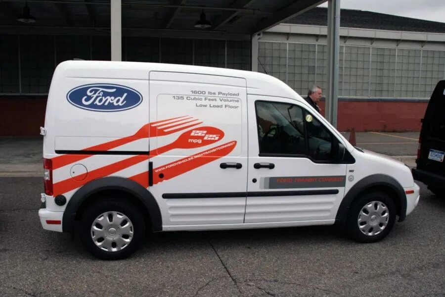 Ford transit 2010 год. Ford transit connect 2010. ford transit connect дпд. ford transit connect bmw zoll. ford transit connect 2010 2.0 бензин.