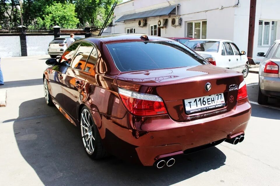 BMW m5 e60 smotra. BMW m5 e60 тень. BMW e60 Давидыча. BMW m5 e60 т116ен77.