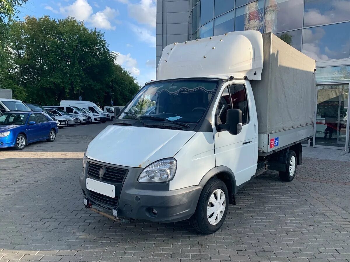 Газель 3302 будка. Водитель грузовой газели. Работа газель москва и московская область. Next. Водитель газели.