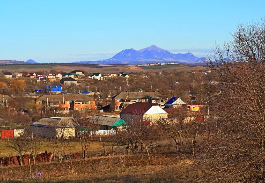 Погода суворовская ставропольский край предгорный на неделю. Станица Суворовская Ставропольский край. Станица Суворовская Предгорный район. Станица Суворовская Ставропольский край достопримечательности. Ставропольский край Суворовский район ст. Суворовская.