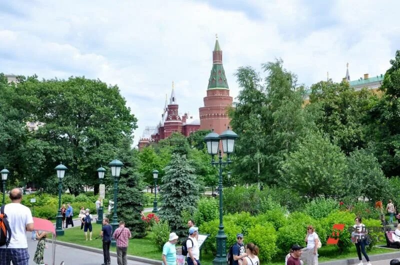 Метеобюро москвы. Луганская площадь в Москве. Площадь ЛНР В Москве. Остров мечты. Москва столица.