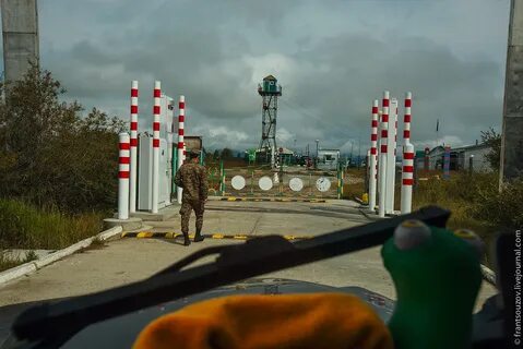 Как попасть на территорию