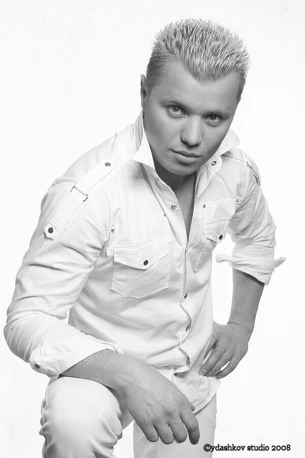 Alexander 4. Александр римский 4 в. Арабские духи fragrance world "alexander iii" 100ml оаэ оригинал унисекс. Fragrance world alexander iii edp 100мл. Илюхин александр красноярск фотографии.