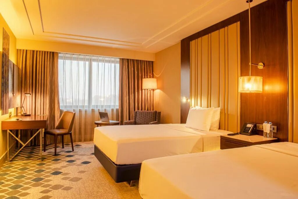 Интернешнл ташкент. Ташкент hotel international tashkent. интерконтиненталь ташкент гостиница. интернационал отель ташкент. intercontinental tashkent hotel номера.