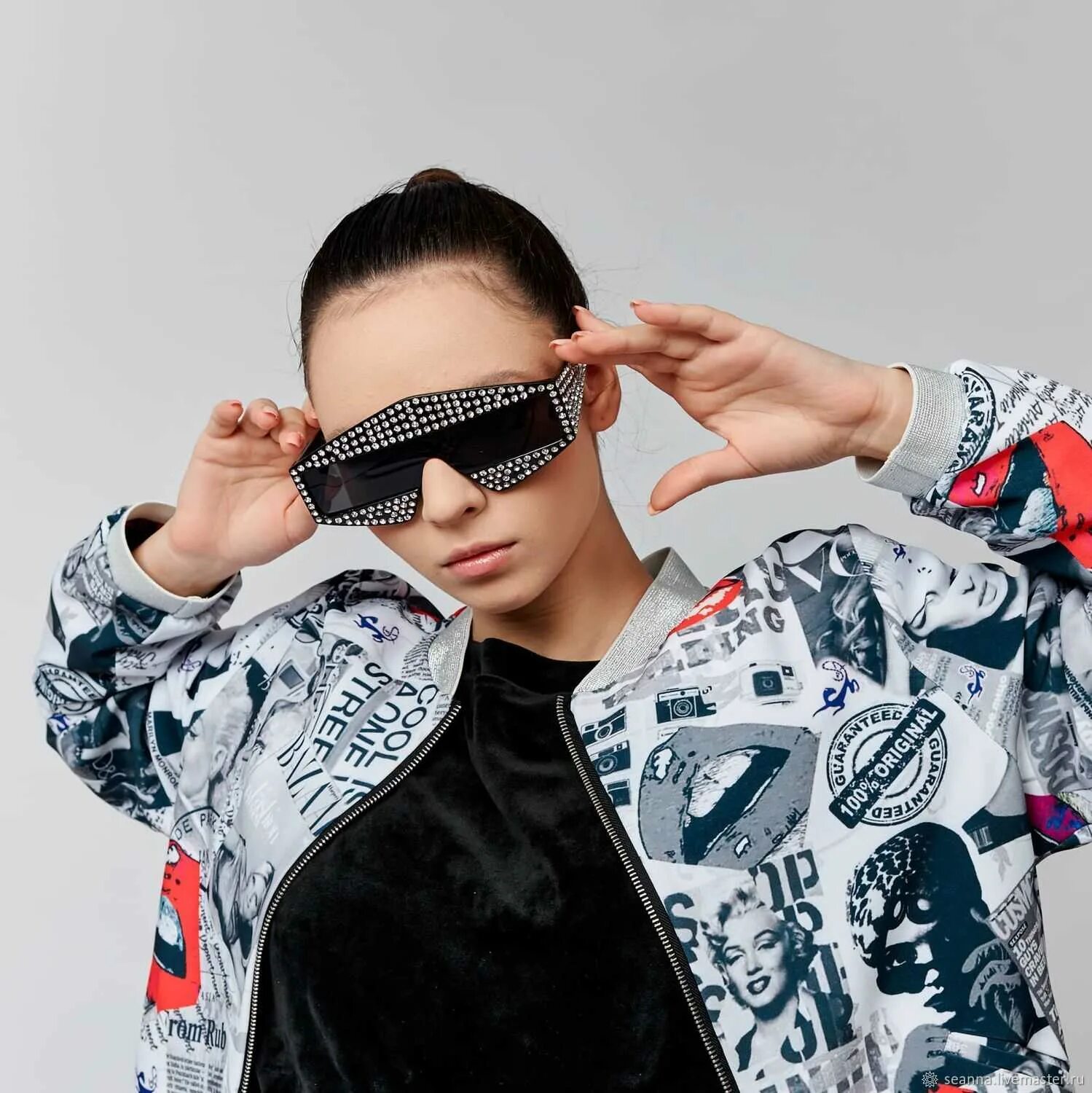 Бомбер мир. Dfl fashion бомбер. бомбер мода 2025. бомбер 2025 тренд. стильный бомбер.