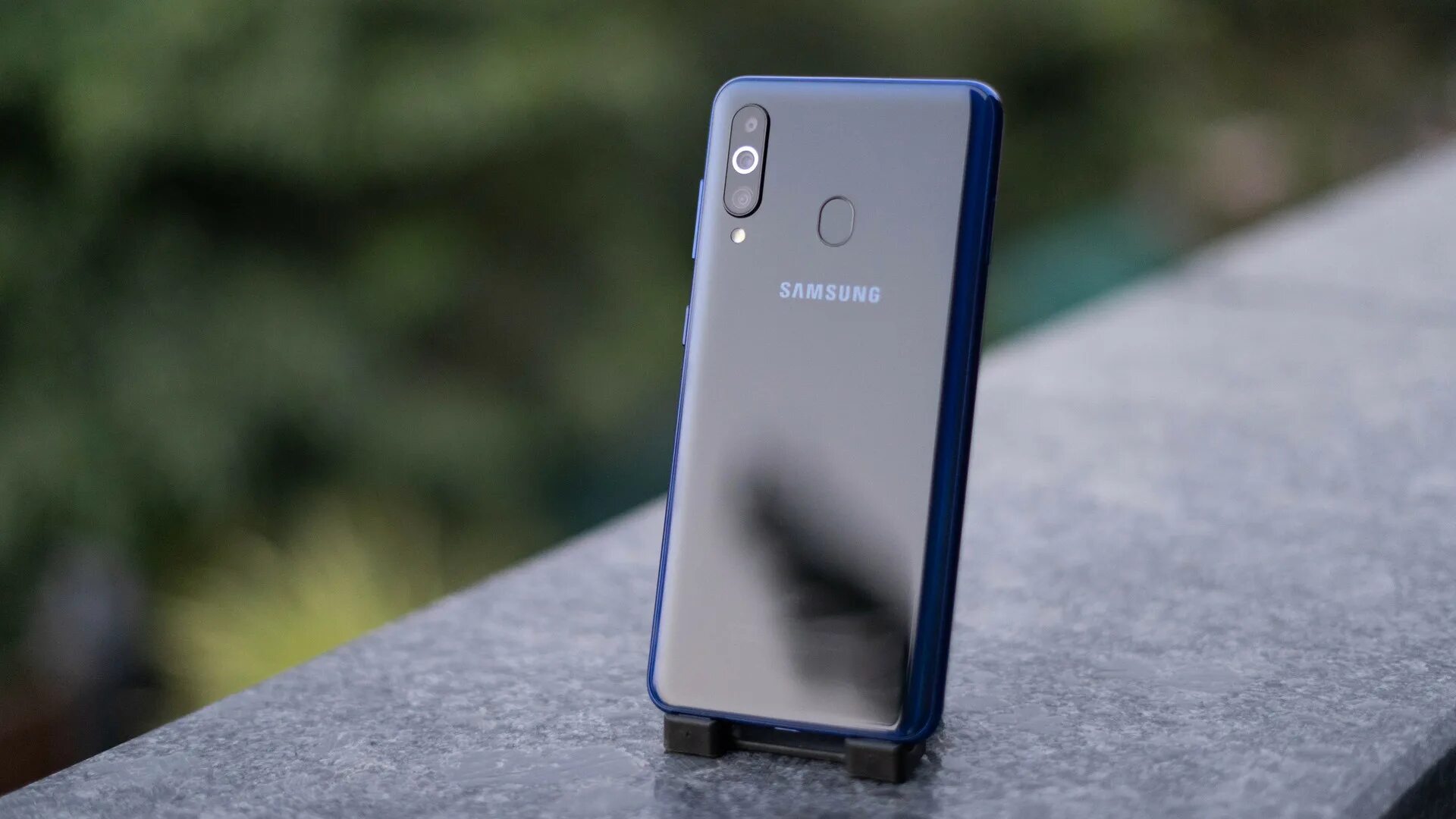 Samsung galaxy m55 5g. Samsung Galaxy m40. Samsung Phone. Телефон Samsung a53. Samsung с 2019 бюджетные модели.