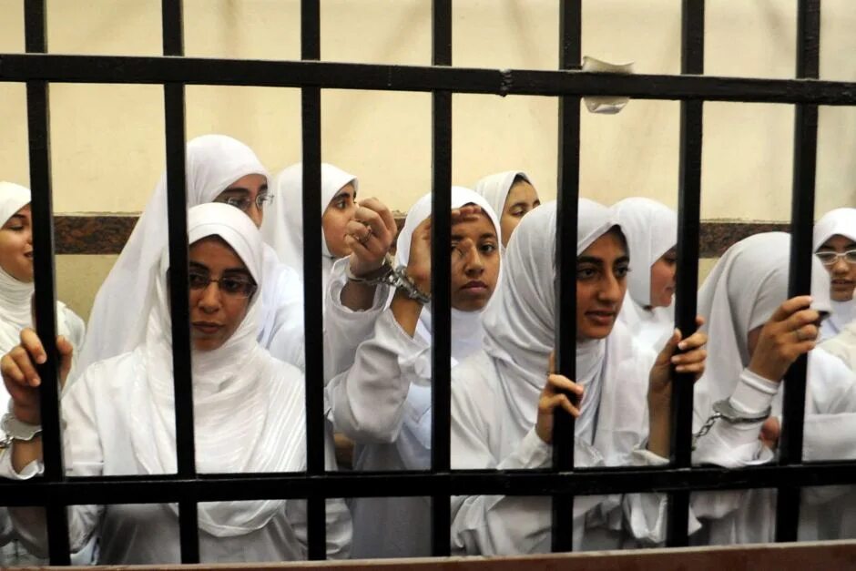 Мусульмане в тюрьмах. Женщины мусульманки в тюрьмах.