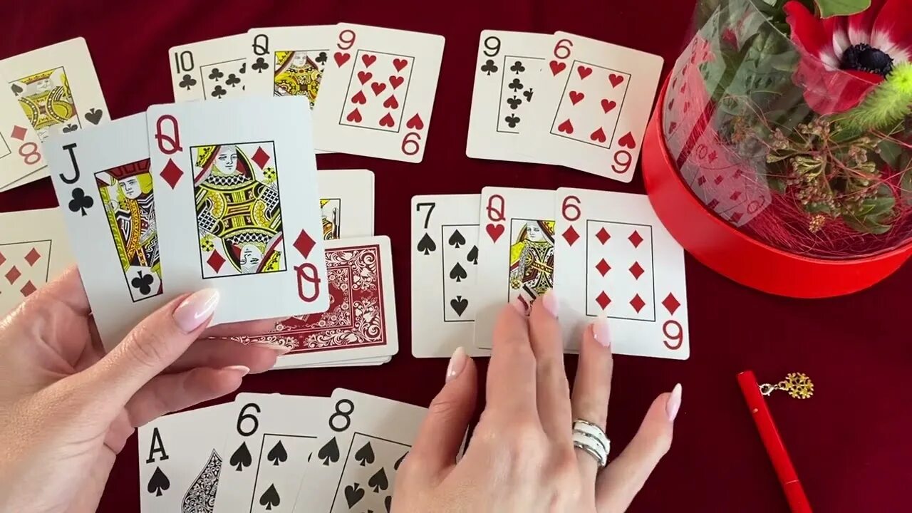 Видео гадание на игральных
