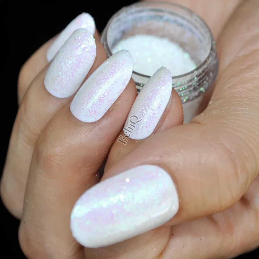 White sparkly glitter shellac gel nails gelish White gel nails, Gel nails, Gelis
