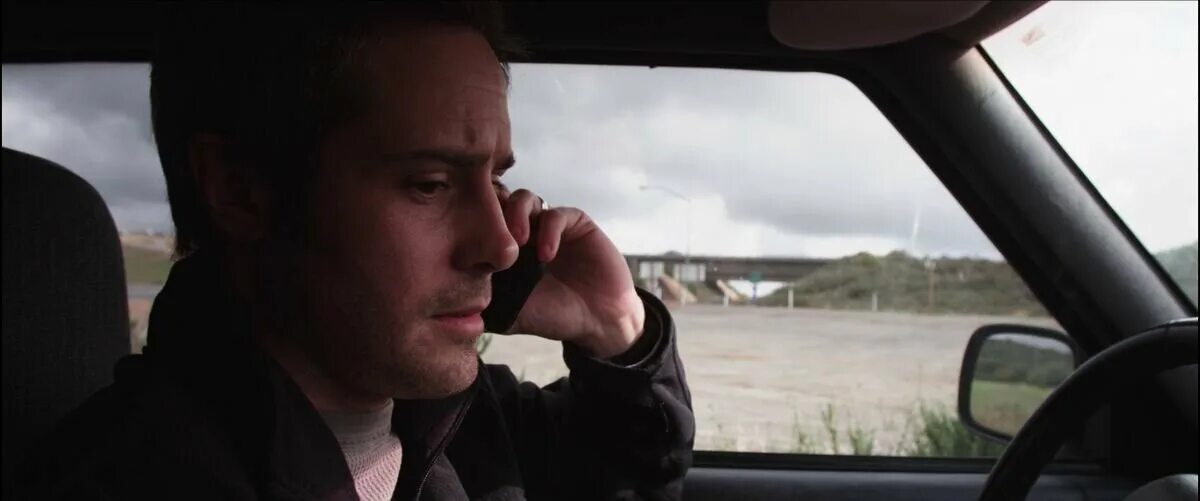 девушки крушат в клипе. клип ломай. клип ломка. парень страдает. клип ломка.