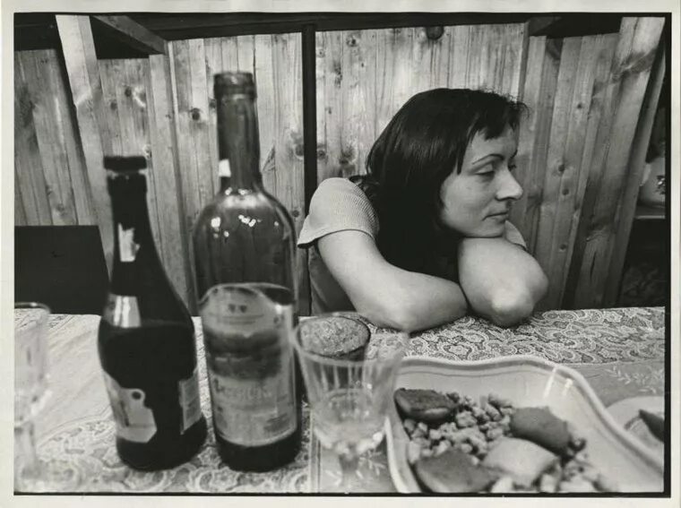 Женщина ретро тушью намеками. Советские девушки. Алекс прагер лицо в толпе. Студия 54 джиа каранджи. Аллан танненбаум studio 54.