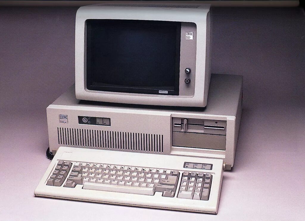 4 поколение купить. Компьютер IBM PC 286. IBM PC 586. IBM at 286. IBM PC 8086.