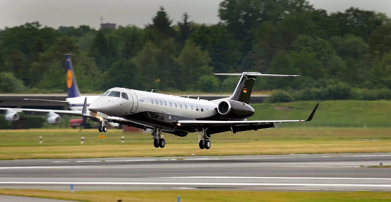 Legacy 650 самолет. Эмбраер,Легаси 600/650. Legacy 500 / 600 / 650. Ембраер 650е салон. 650 компаний