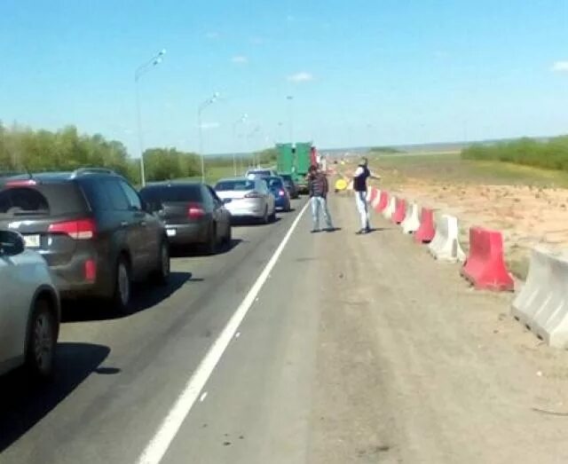 дтп в казани за последние сутки 2021. авария 7 мая на кремлевской набережной. помогайте друг другу на трассе. главные новости татарстана татпресса. главные новости татарстана татпресса.