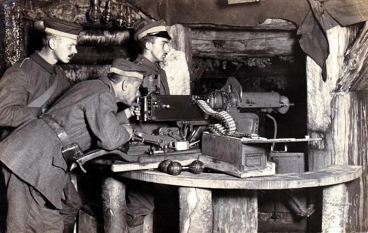 Инженеры во время войны. Немецкие пулеметчики первой мировой войны. Немецкие солдаты пулеметчики 1 мировой. Ww1 солдаты Германии в окопе.