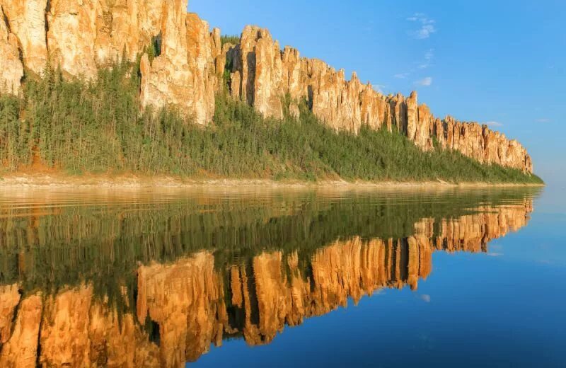 Лена исток и устье. Территория реки лены. Бассейн реки лена. Река лена в якутии. Сибирь река лена.